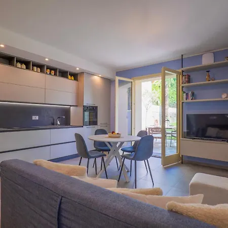 Feriehus Gialla Intra