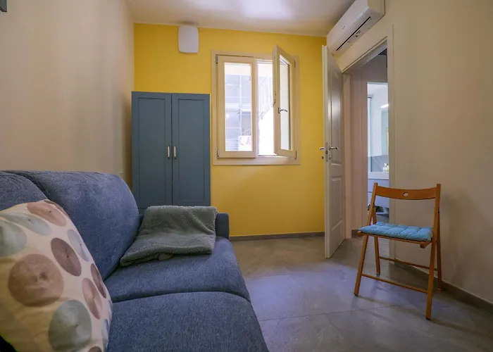 Gialla Feriehus Intra