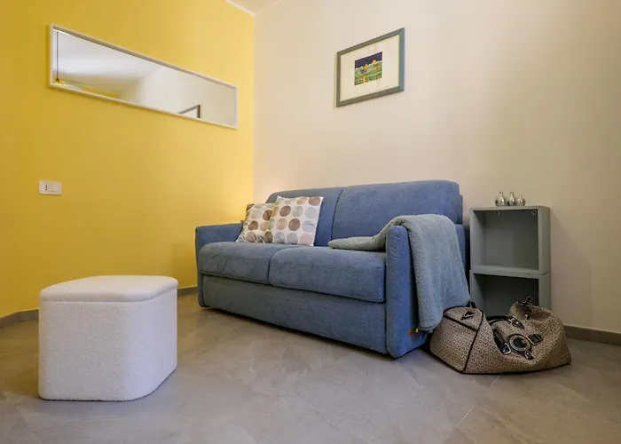 Gialla Feriehus Intra